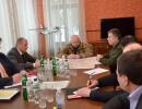 Турчинов вирішив попіаритися і вирушив до Донецького аеропорту