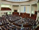 Нардепи прирівняли комунізм до нацизму та заборонили радянську символіку