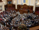 Чиновники зможуть бути членами партій