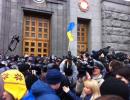 Противники Кернеса штурмують харківську міськраду (ФОТО)