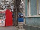 У Миколаєві підприємець встановив ятку всупереч приватним правам мешканців (ФОТО)