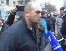 В Донецьку розлючений натовп намагався вчинити розправу над полоненим бійцем ЗСУ (ВІДЕО)