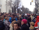 Учасники «кредитного Майдану» перекрили дорогу біля Ради в Києві