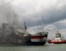 Сотні пасажирів заблоковано на палаючому паромі «Norman Atlantic»