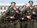 Українську армію переведуть на контракт до 2015 року