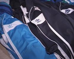 Одесит організував підпільний цех «Adidas» (ВІДЕО)
