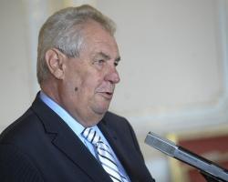 Критика посла США з приводу мого візиту до Москви неприпустима - президент Чехії
