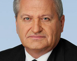 Янукович звільнив віце-прем'єра Тихонова