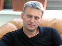 Навальний повинен сидіти