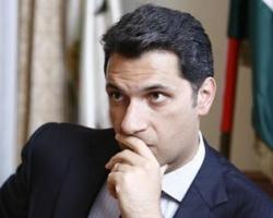 Угорська влада не постачатиме зброю Києву