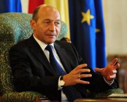 Румунія не повинна втручатися в український конфлікт - Бесеску