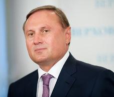 Печерський суд взяв Єфремова під варту, однак залишив шанс на звільнення