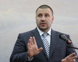 Київ заробляє на війні, ігноруючи мільйони покалічених життів – екс-міністр