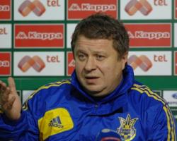 Тренер збірної України з футболу відмовився воювати на Донбасі