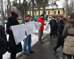 Сумські міліціонери протестують проти корупції в правоохоронних органах (ФОТО)
