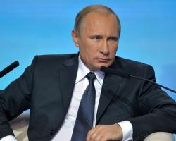 Путін пообіцяв не допустити «кольорових революцій» в Росії