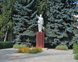 В Одеській області Леніна врятували від ганьби