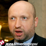 За останніми даними Турчинов закликає зібравшихся у Києві людей розходитись
