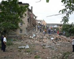 Силовики не менше 10 разів за ніч порушували режим перемир'я - ДНР