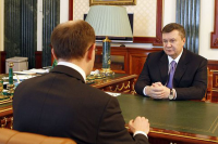 Опозиція хоче публічних дебатів з Президентом