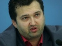 Олексій Голобуцький: Яценюк перетворюється на пересічного спікера обойми Тимошенко
