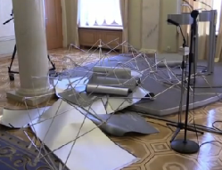 Бійки замість законів: у Раді знову зчепилися депутати (ВІДЕО)