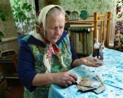 В Україні хочуть скоротити пенсії працюючим пенсіонерам