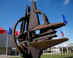 Верховна Рада вже тягне Україну в НАТО