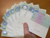 Складнощі з отриманням довготривалих віз до країн ЄС лише ускладнюються