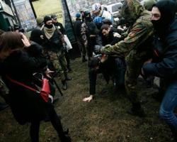 В Одесі самооборона Майдану побила організаторів соціального мітингу під ОДА