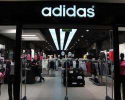 Німецький виробник спортивного одягу «Adidas» закриє 200 магазинів в Росії