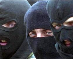 Невідомі в масках атакували бар в Одесі