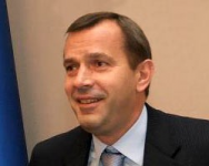 Уряд України планує залучати до роботи молодих спеціалістів