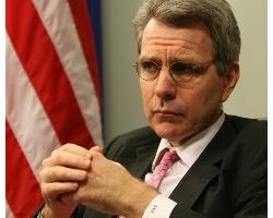 Посол США в Україні: Вашингтон ще не визначив свою позицію щодо постачання зброї Києву