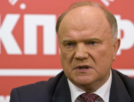 Україна готує вторгнення у Донбасс - Зюганов