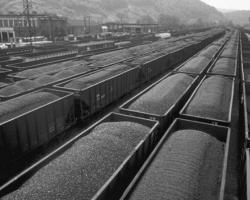Вагони з 50 тис. тонн вугілля з РФ почали прибувати в Україну