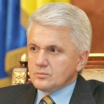 Парламенти України і Росії співпрацюють у питаннях, що об'єднують - вважає В.Литвин