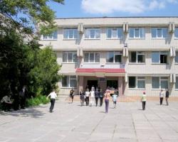 Школярів Херсону відправили на вимушені канікули