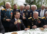 День Перемоги у Росії, Франції та Австрії