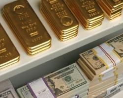 Україна стрімко втрачає валютні резерви