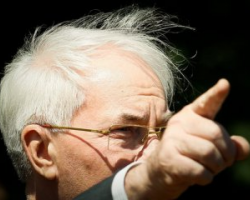 Раз зросла ціна на газ, компенсуйте ставки транзиту (М. Азаров)