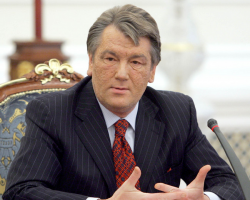 Ющенко: Я к чортовій матері хочу послати цю політику