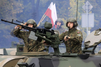 Польща продовжує бряцкати м'язами на східних кордонах