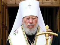 Янукович присвоїв звання Героя України митрополитові Володимиру