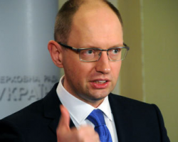 Яценюк: На стабілізацію економіки в Україні потрібні кошти МВФ та ЄС