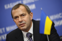 Клюєв невдоволений роботою аграрного сектору і нафтоперебної галузі