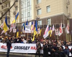 В Одесі «майданівці» проводять мітинг на підтримку Савченко (ФОТО)