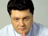 Петро Порошенко вважає, що гривні нічого не загрожує