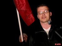 У Латвії будуть відстежувати школярів, які відмічають День Перемоги