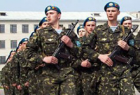 Українську армію переведуть на контракт до 2015 року